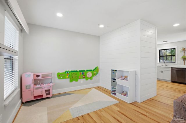 761 Connell Dr, Pensacola, FL 32503