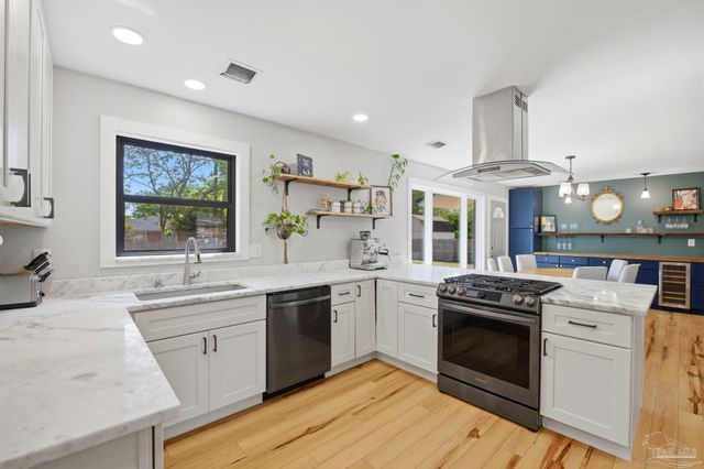 761 Connell Dr, Pensacola, FL 32503