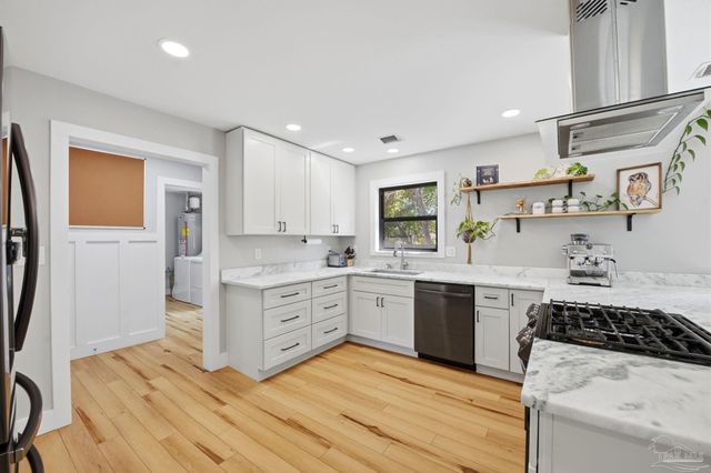 761 Connell Dr, Pensacola, FL 32503