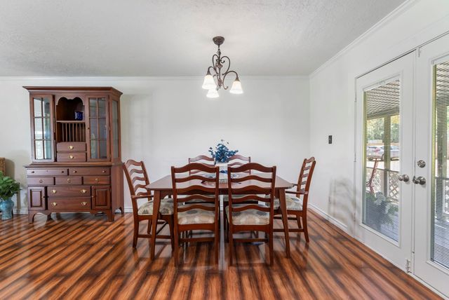 41 Hall Drive N, Montgomery, TX 77316