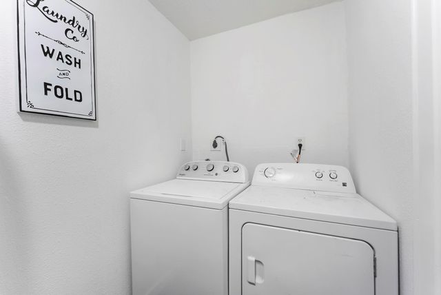 41 Hall Drive N, Montgomery, TX 77316