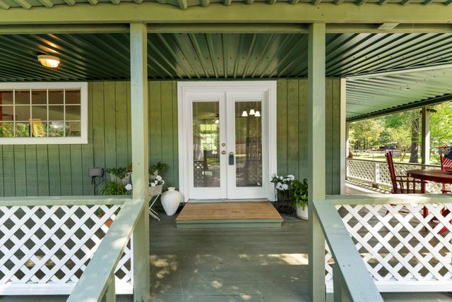 41 Hall Drive N, Montgomery, TX 77316