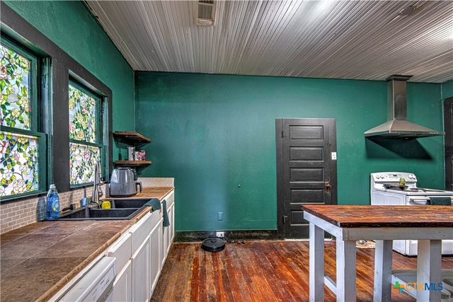407 8th Street, Moody, TX 76557