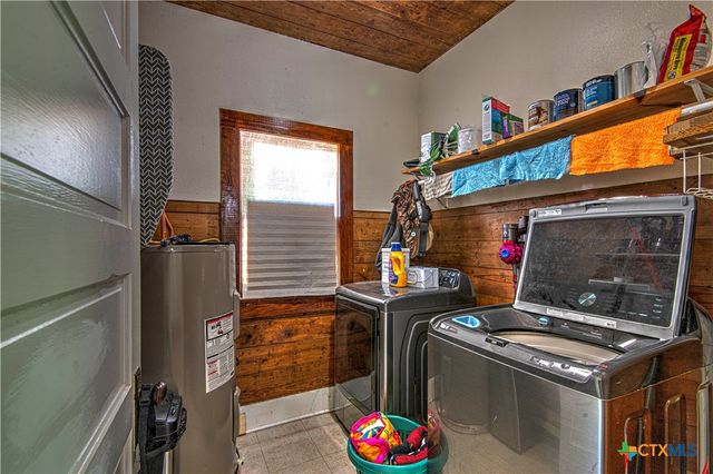 407 8th Street, Moody, TX 76557