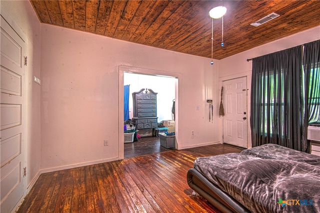 407 8th Street, Moody, TX 76557