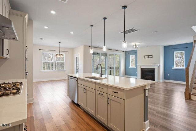 541 Roycroft Drive, Wake Forest, NC 27587