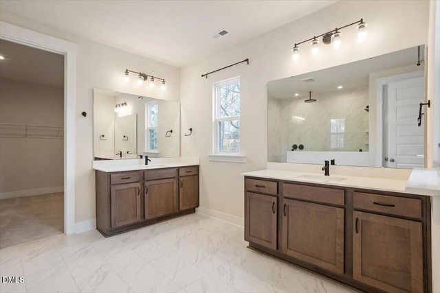 541 Roycroft Drive, Wake Forest, NC 27587