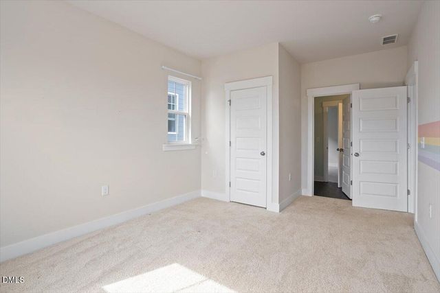 541 Roycroft Drive, Wake Forest, NC 27587