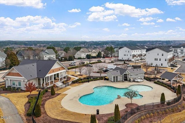 541 Roycroft Drive, Wake Forest, NC 27587