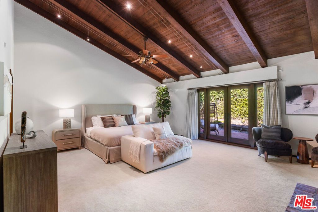 Image 16 of property listing at 24656 Blue Dane Lane, Malibu, CA 90265
