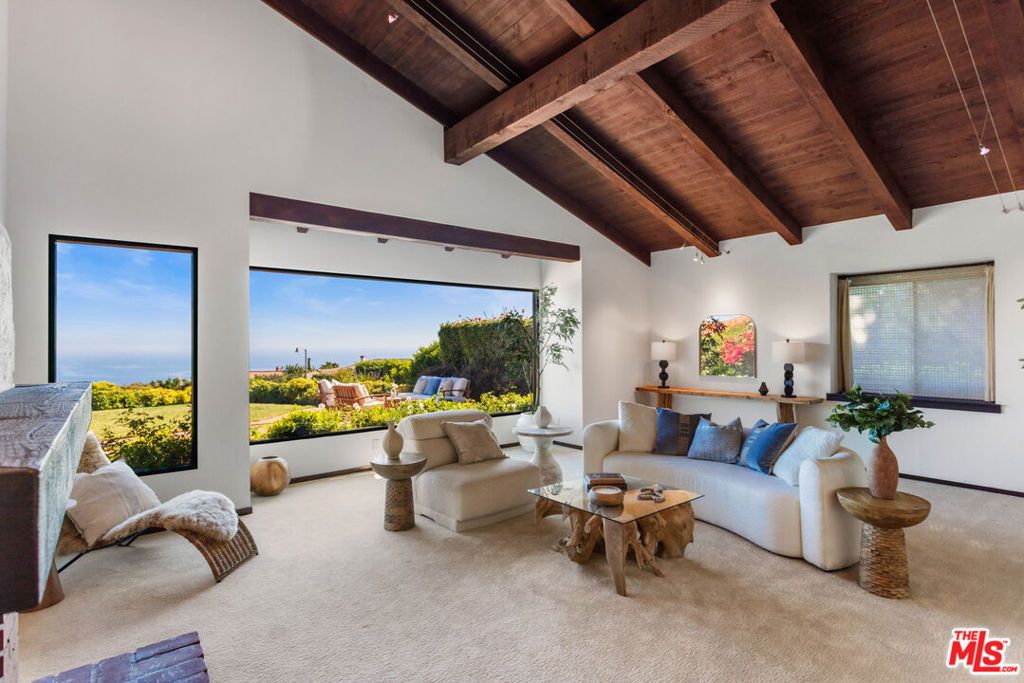 Image 4 of property listing at 24656 Blue Dane Lane, Malibu, CA 90265