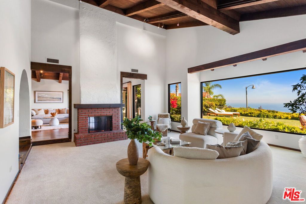 Image 5 of property listing at 24656 Blue Dane Lane, Malibu, CA 90265