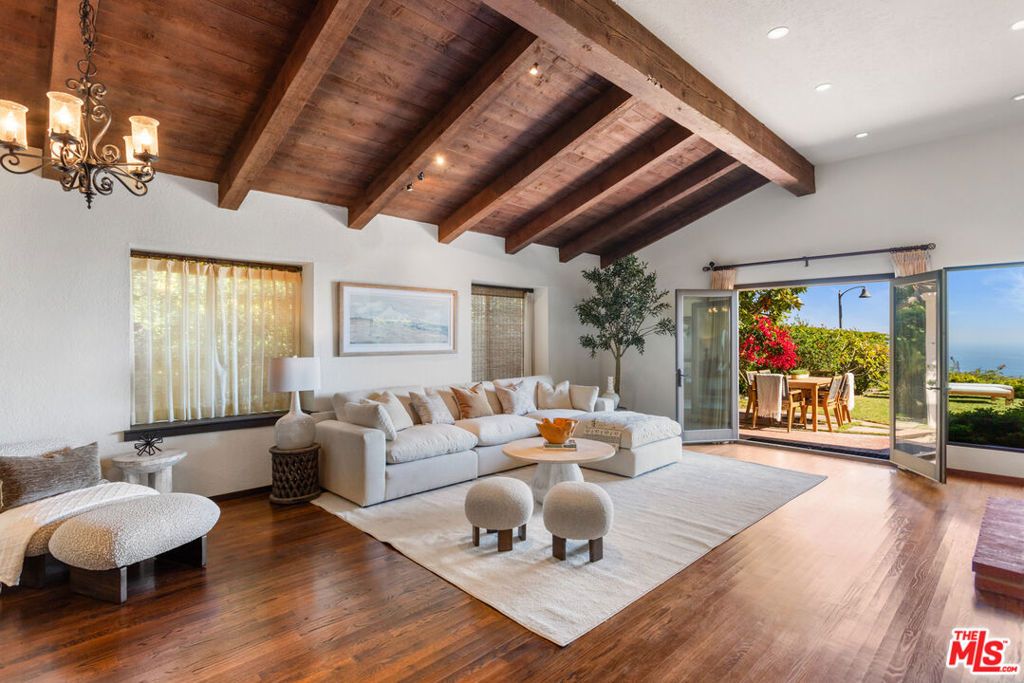 Image 8 of property listing at 24656 Blue Dane Lane, Malibu, CA 90265