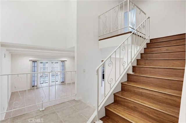 18102 Hatteras, Tarzana, CA 91356