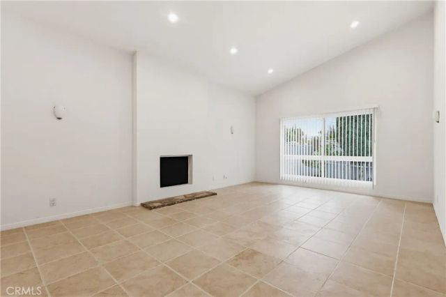 18102 Hatteras, Tarzana, CA 91356