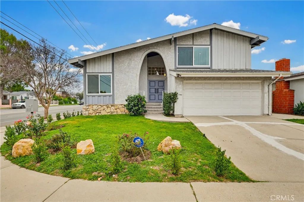 18102 Hatteras, Tarzana, CA 91356