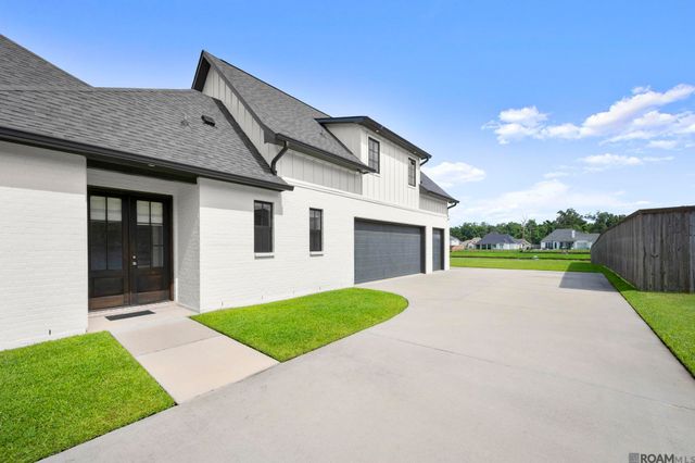 36300 Talonstone Dr, Geismar, LA 70734