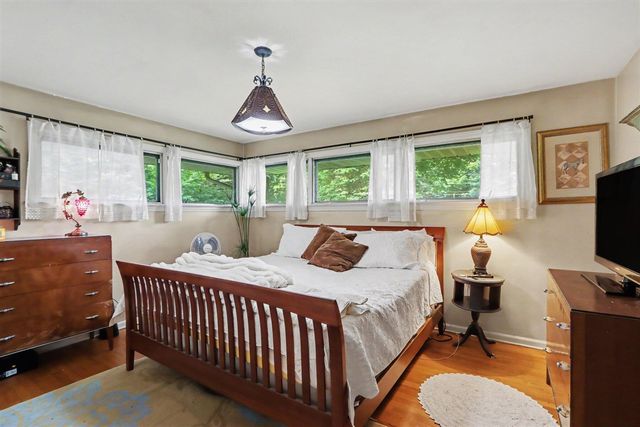 4309 Sunnybrook Drive, Kalamazoo, MI 49008