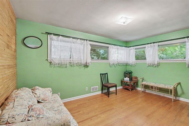 4309 Sunnybrook Drive, Kalamazoo, MI 49008