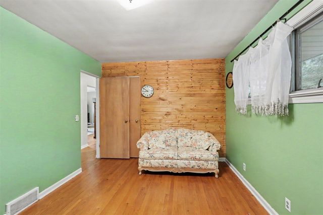 4309 Sunnybrook Drive, Kalamazoo, MI 49008