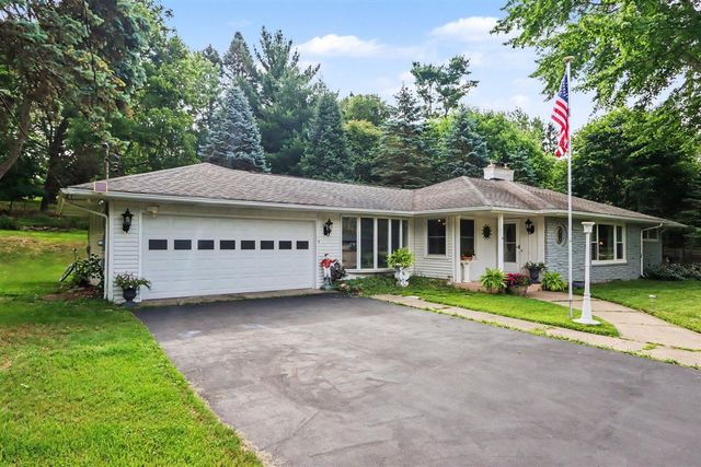 4309 Sunnybrook Drive, Kalamazoo, MI 49008