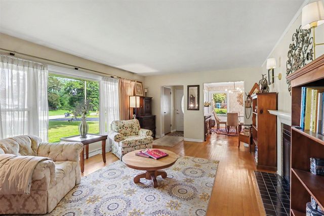 4309 Sunnybrook Drive, Kalamazoo, MI 49008