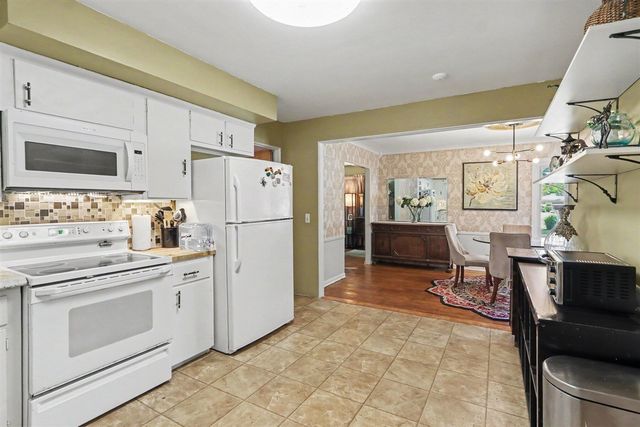 4309 Sunnybrook Drive, Kalamazoo, MI 49008