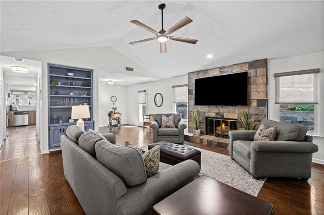 2665 Shadow Pine Drive, Roswell, GA 30076