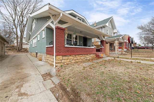 3028 Bales Avenue, Kansas City, MO 64128