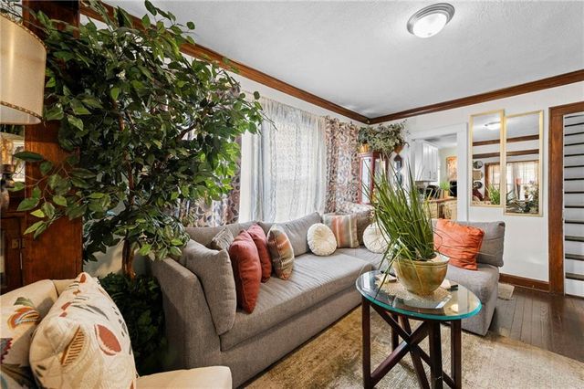 3028 Bales Avenue, Kansas City, MO 64128