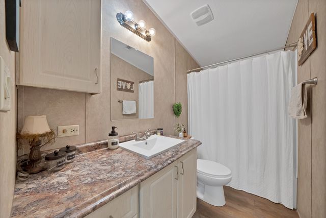 130 Firefly Drive, Springtown, TX 76082