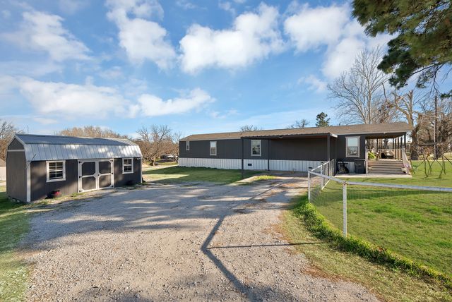 130 Firefly Drive, Springtown, TX 76082