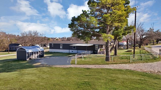 130 Firefly Drive, Springtown, TX 76082