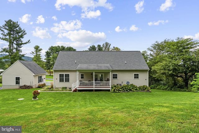 9813 CREST HILL RD, Marshall, VA 20115