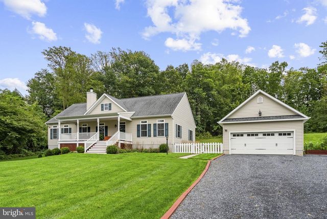 9813 CREST HILL RD, Marshall, VA 20115