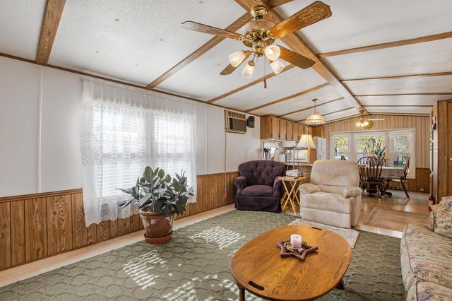 6 Pine Street, Colebrook, NH 03576