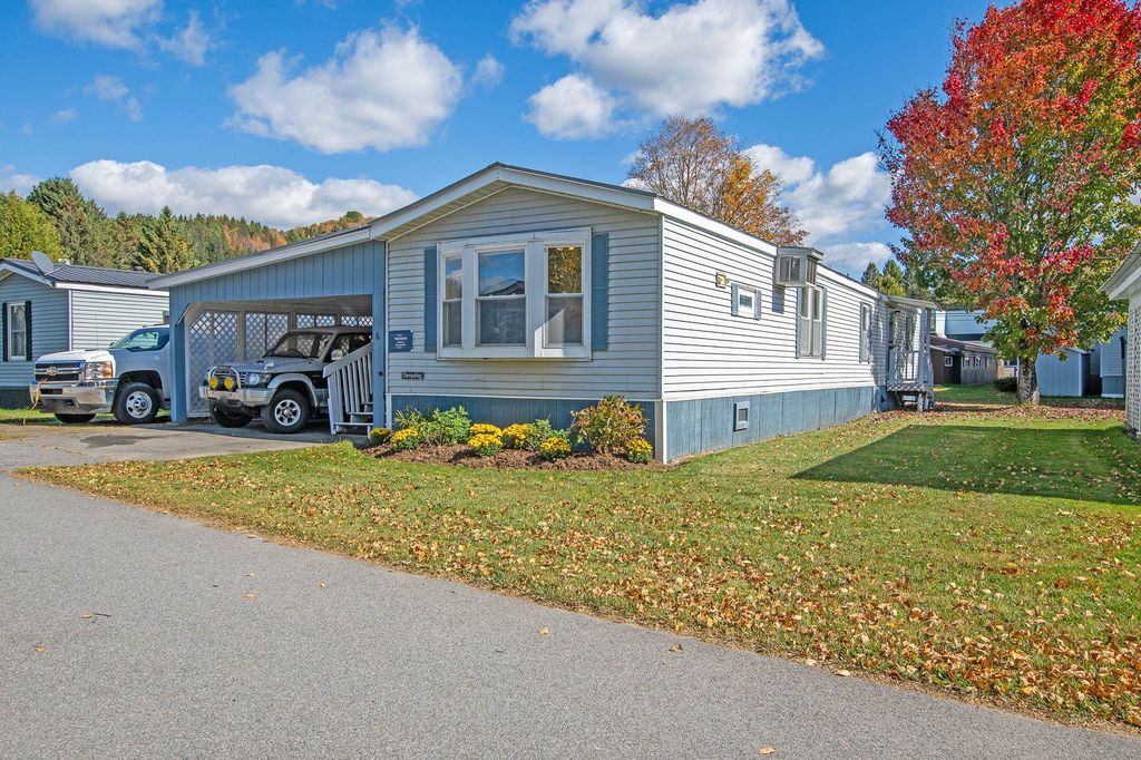 6 Pine Street, Colebrook, NH 03576