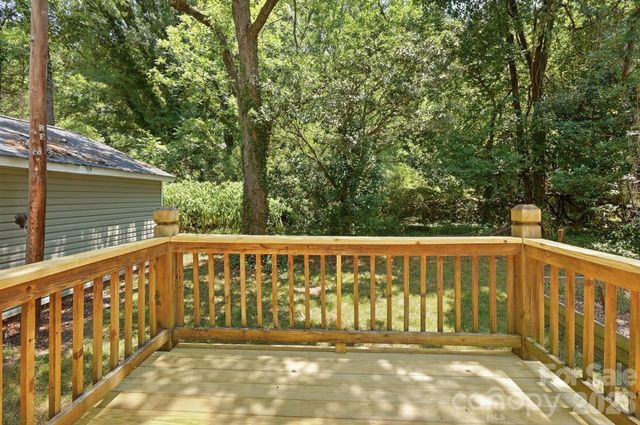 247 Troutman Avenue, Mooresville, NC 28115