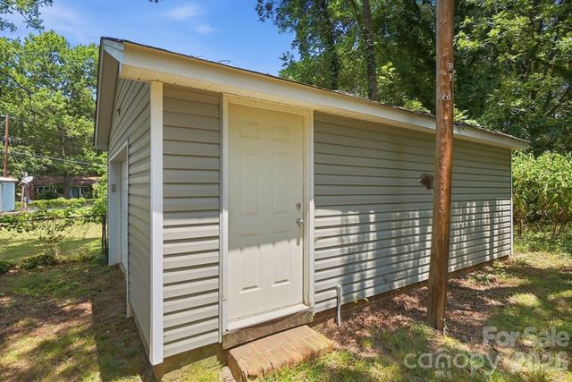 247 Troutman Avenue, Mooresville, NC 28115