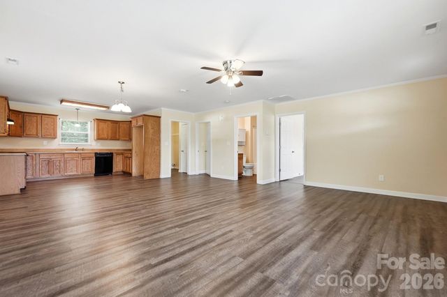 247 Troutman Avenue, Mooresville, NC 28115