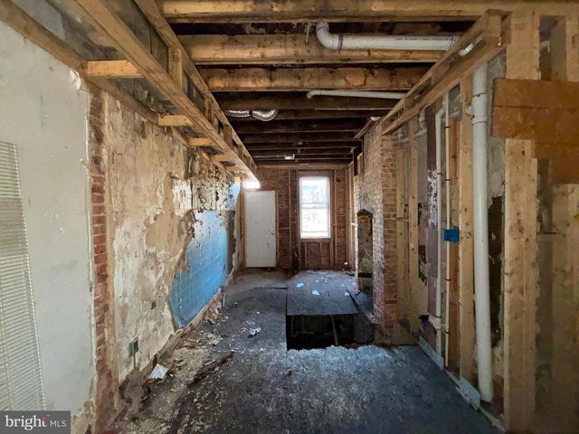 1714 N MILTON AVE, Baltimore, MD 21213