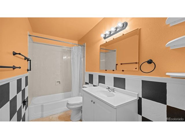 103 Bradley St, Colorado Springs, CO 80911