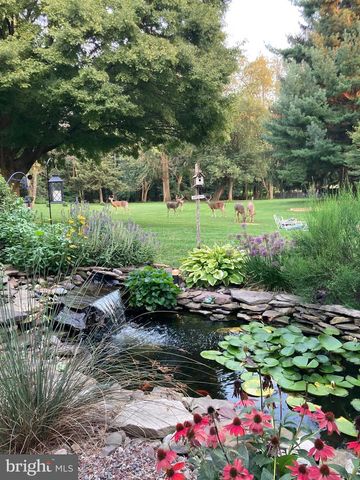 2 BLACKSMITH LN, Media, PA 19063