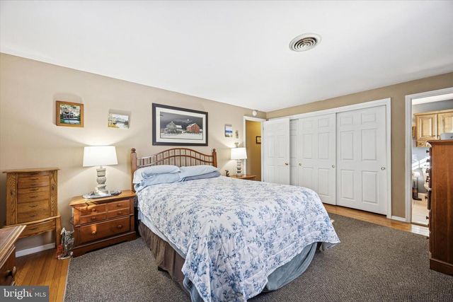 2 BLACKSMITH LN, Media, PA 19063