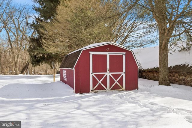 2 BLACKSMITH LN, Media, PA 19063