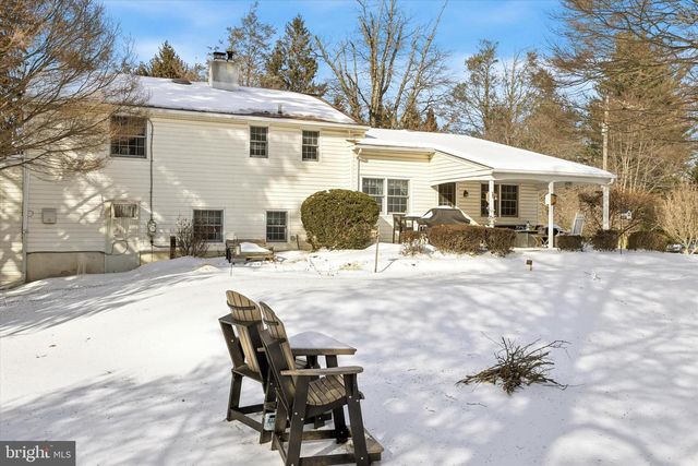 2 BLACKSMITH LN, Media, PA 19063