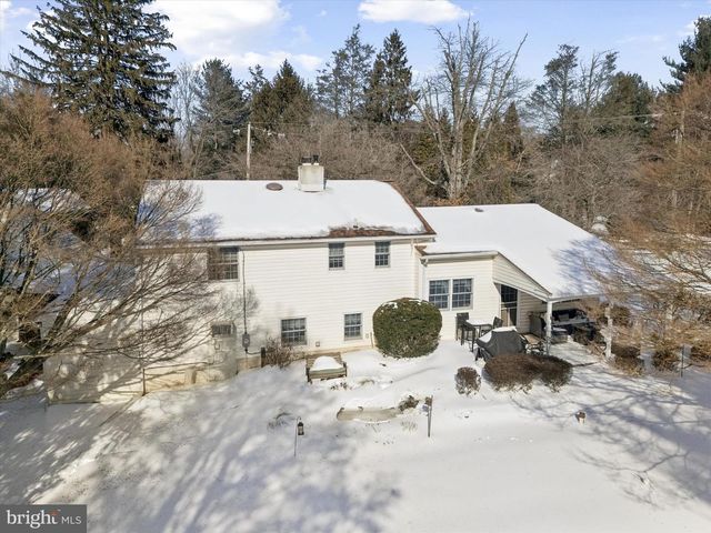 2 BLACKSMITH LN, Media, PA 19063