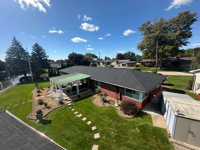 38176 Villa Mar Street, Harrison Twp, MI 48045