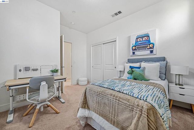 2933 Stringham Way, Dublin, CA 94568