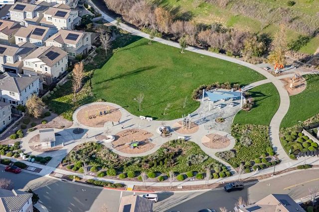 2933 Stringham Way, Dublin, CA 94568